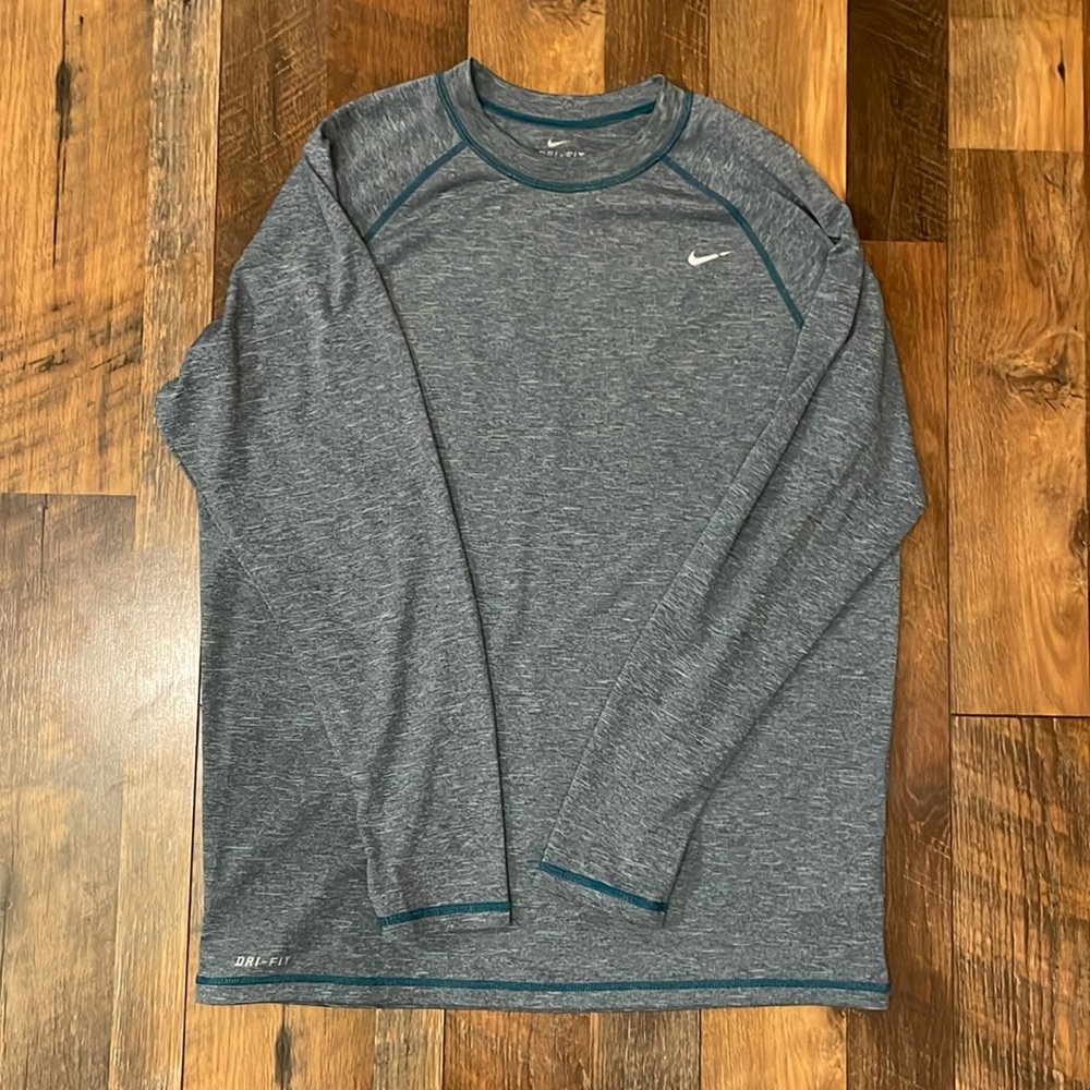 Nike Dri-Fit Long Sleeve Shirt - Men’s Medium